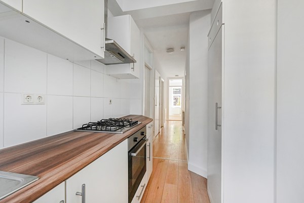 Medium property photo - Van Zeggelenlaan 303, 2524 AK Den Haag